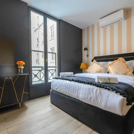 Monsieur Montmartre - Moulin Rouge Apartment Paris