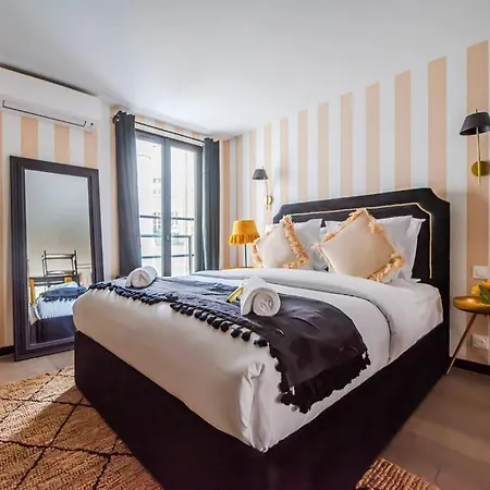 Apartment Monsieur Montmartre - Moulin Rouge