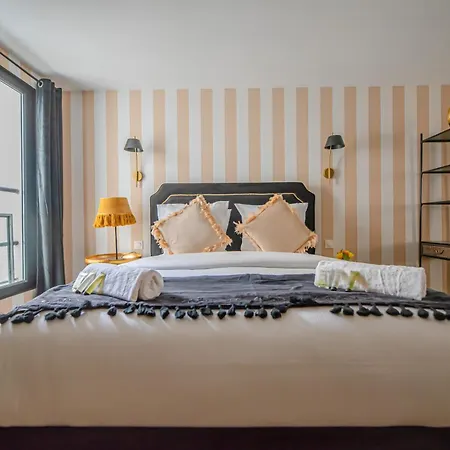 Monsieur Montmartre - Moulin Rouge Apartment Paris
