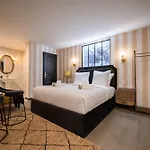 Monsieur Montmartre - Moulin Rouge Residence