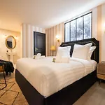 Monsieur Montmartre - Moulin Rouge Residence