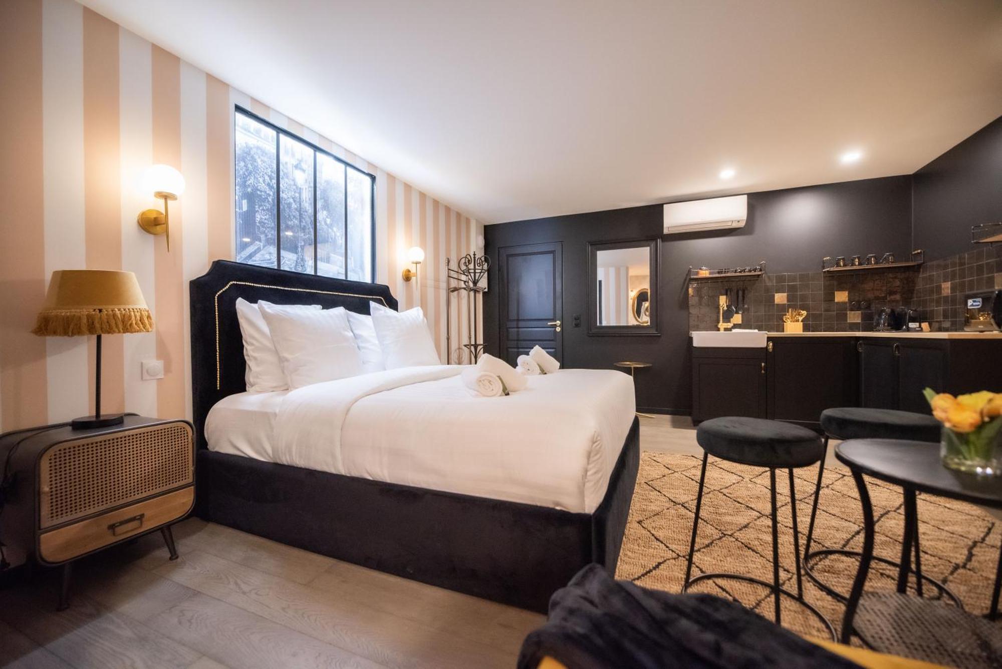Apartment Monsieur Montmartre - Moulin Rouge Paris
